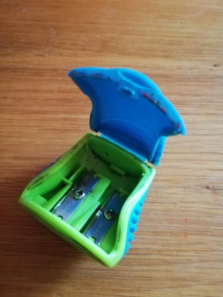 Strúhadlo dvojdierové maped, 