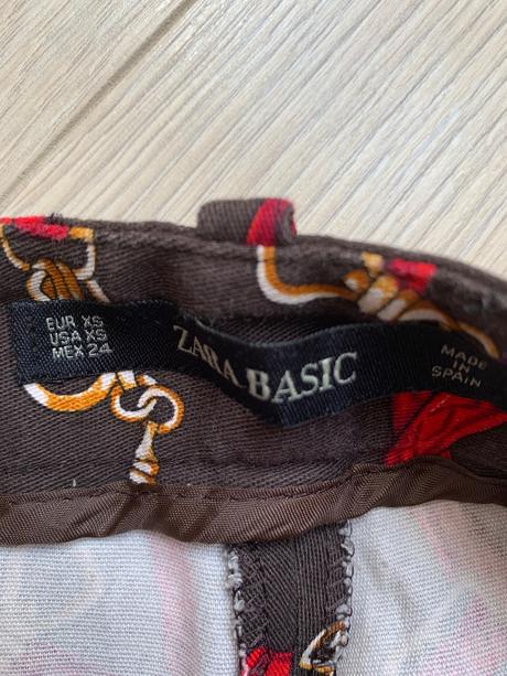 Elegantné nohavice zn. zara, zara,xs