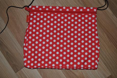 Vrecko na lavicu, meno napísané,