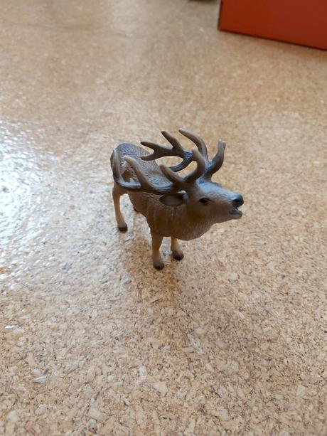 Plastove zvierata a dinosaury, 