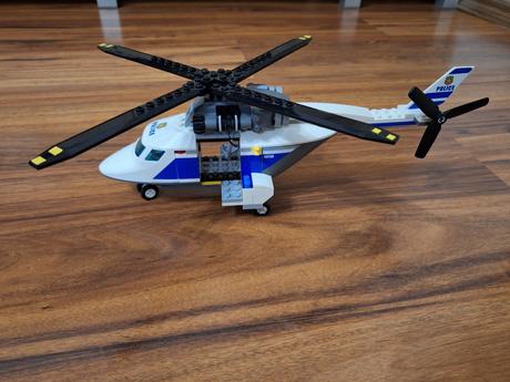 Lego city 60138 naháňčka,