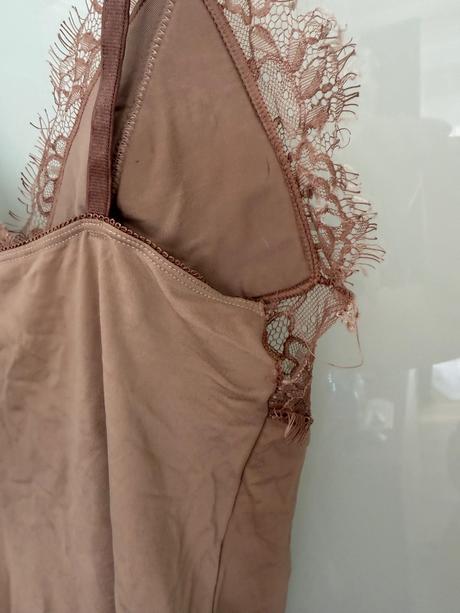 Čipkované body pieces, m