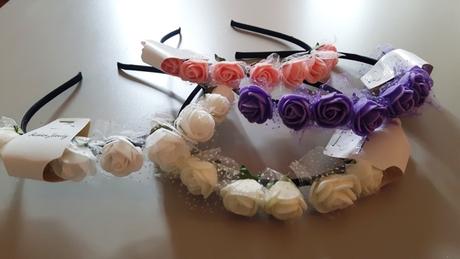 Čelenka s ružičkami,