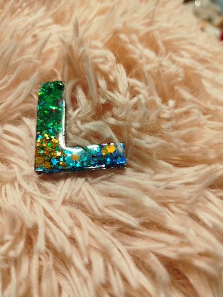 Písmená trblietavé ozdôbky kľúčenky,