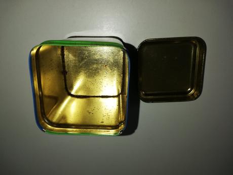 Malá staršia plechovka, 