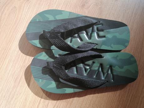 Letné šľapky - žabky, 38