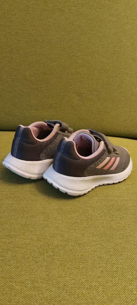 Tenisky adidas, adidas,23