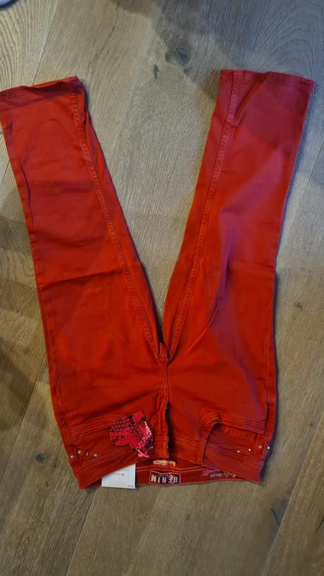 Predám 3/4 nohavice, rifle, street one,s