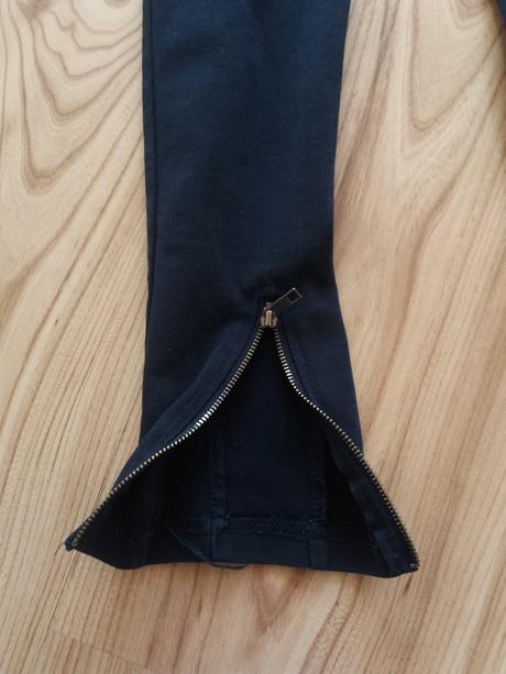 Dámské nohavice bershka č.xs, xs