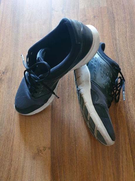 Botasky - rozne, nike,40