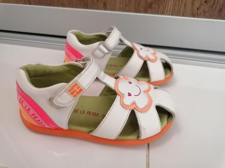 Agatha ruiz de la prada sandalky, 24