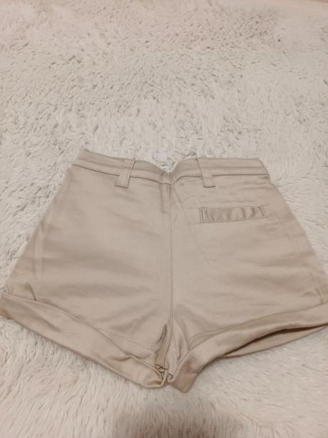 Krátke nohavice zn. c de c velk.3, 98