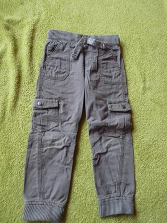 Kapsacove nohavice , f&f,110