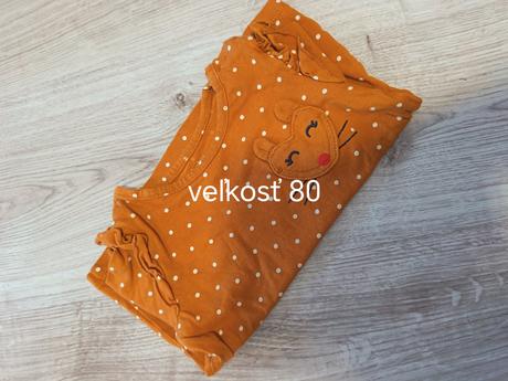 Dievčenské tričká, 56