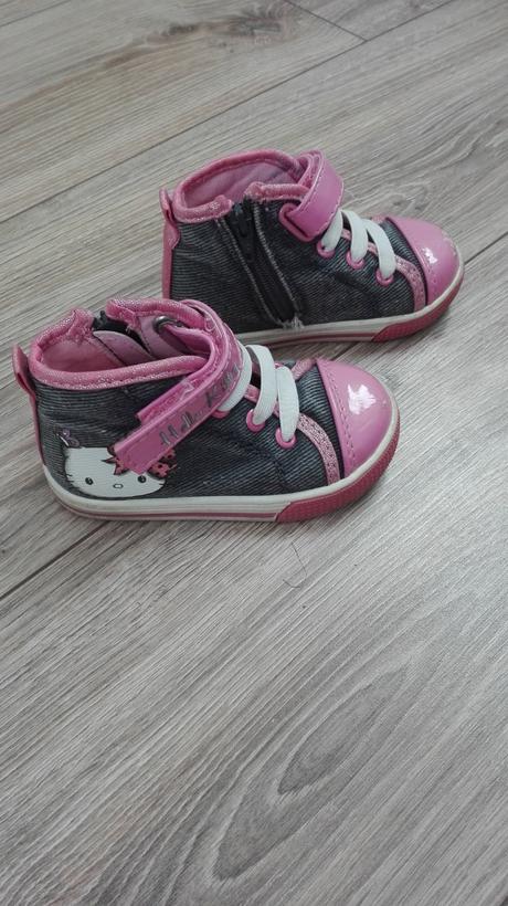 Prechodny obuv hello kitty, 21