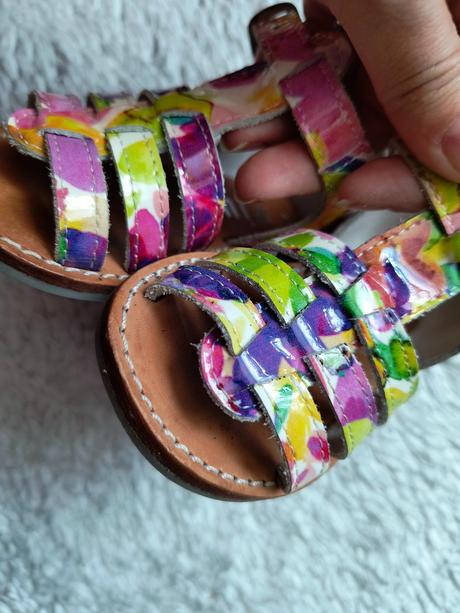 Nádherné kožené sandálky piure 20, 20