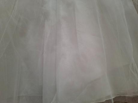 Šaty na 1. sväté prijímanie, 140