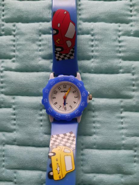 Náramkové hodinky,