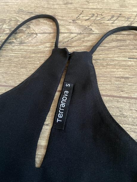 Elegantný crop top, terranova,s