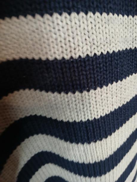 Modrý  bavlnený pulover, 44