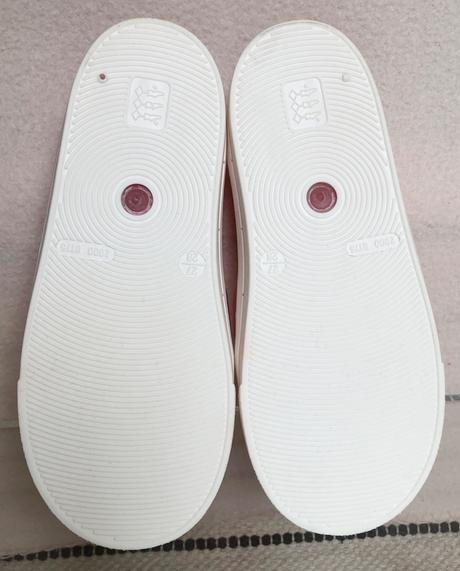 Sandálky do vody, aj na bežné nosenie, 27