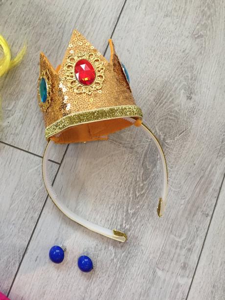 Kostym princezná peach super mario 9-10 rokov,