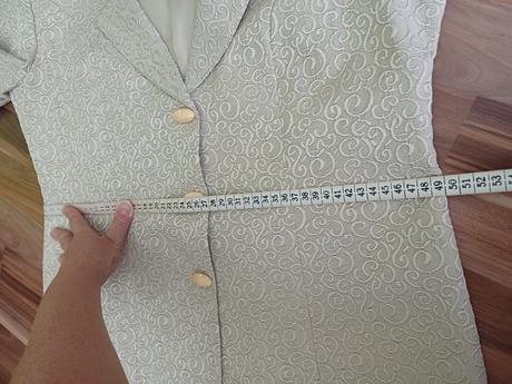 Slávnostné sako, 40