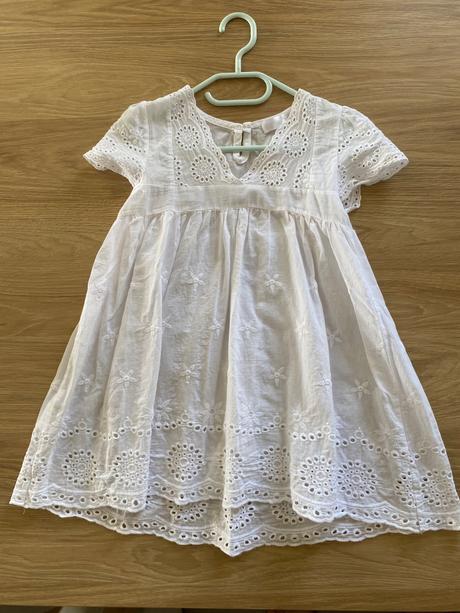 Biele madeira šaty, 110