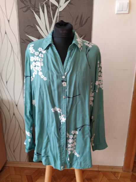 Zelená dlhšia blúzka. veľ.m-l, m