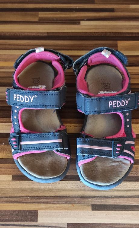 Sandálky, peddy,28