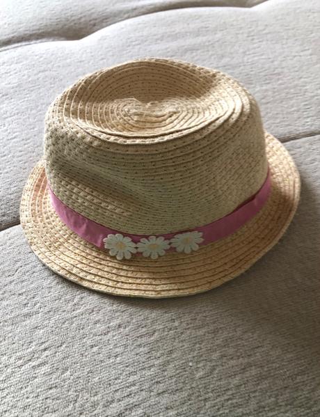 Dievčenský slamený klobúk, 92