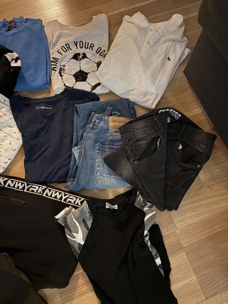 Mix oblečenia balik pre chlapcov, 140–152