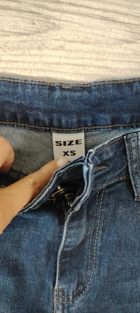 Široké kapsačove rifle, xs