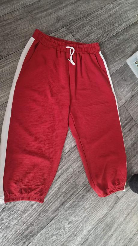 Tenšie teplákové 3/4ťáky, xl