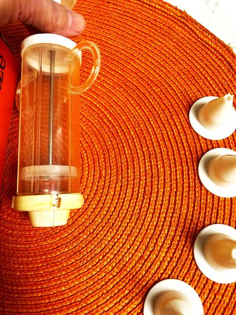 Cestolis a zdobítka, 