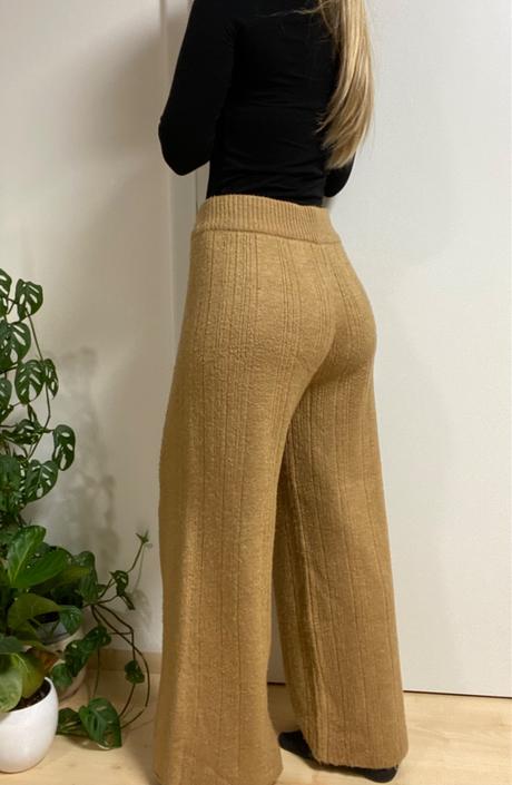 Pletene nohavice, tu,s