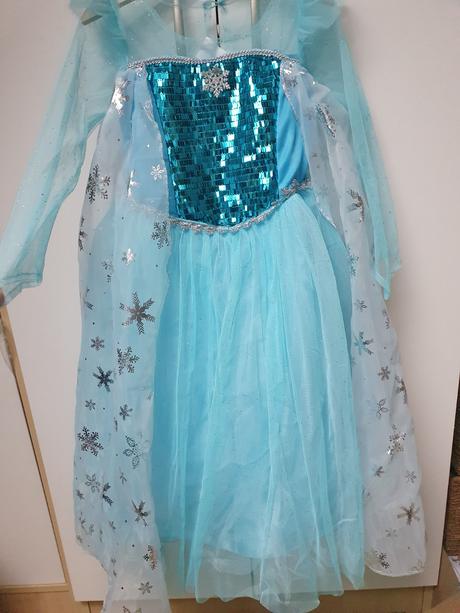 Frozen šaty, 