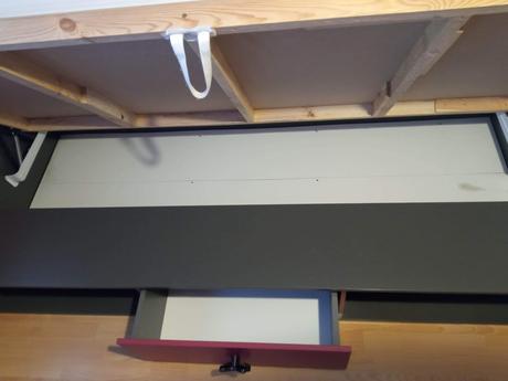 Posteľ, šírka (cm): 90,dĺžka (cm): 200