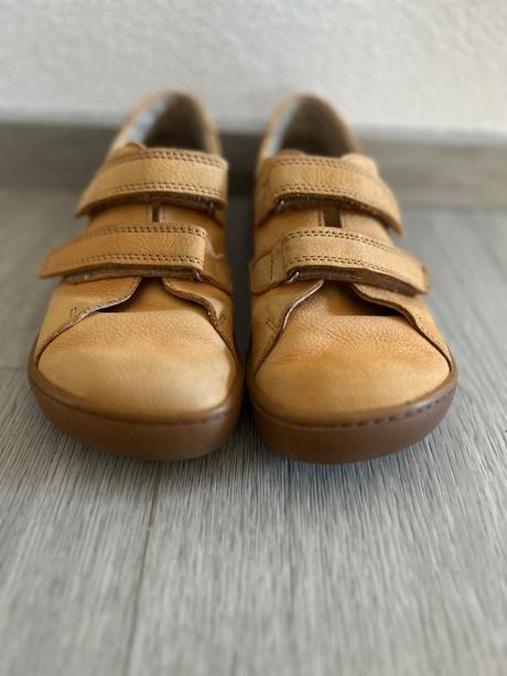 Weinbrenner barefoot, 33