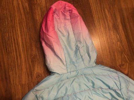 Prechodná bundička, 146