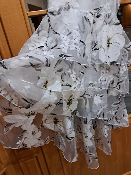 Spoločenské šaty m, m