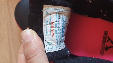 Topánky s kolieskami, 34