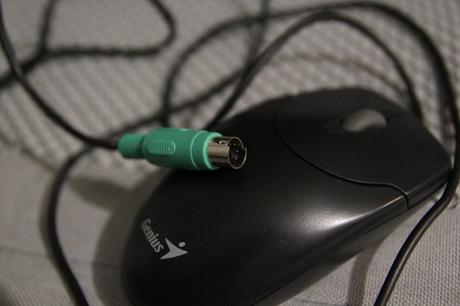 Retro počítačová myš genius netscroll - ps/2, genius