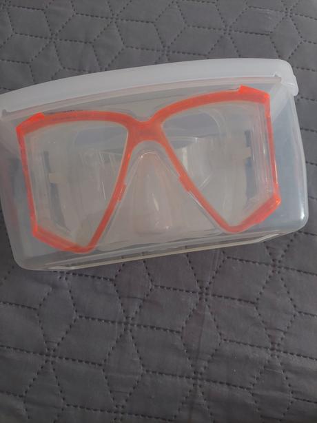 Potápačské okuliare, 