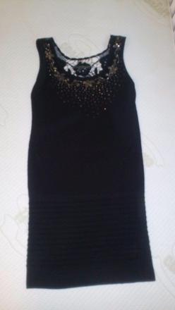 Čierne šaty s krajkou, m