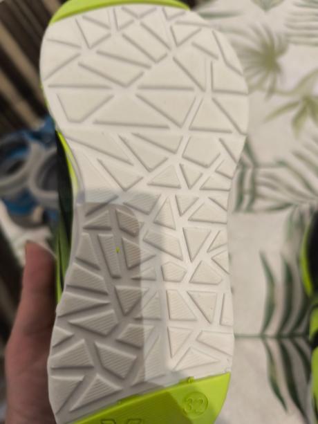 Botasky na telesnu, tu,32