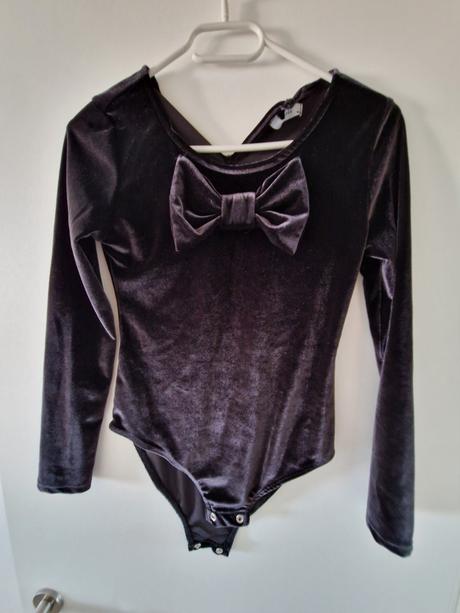 Reserved 146 cm, reserved,146