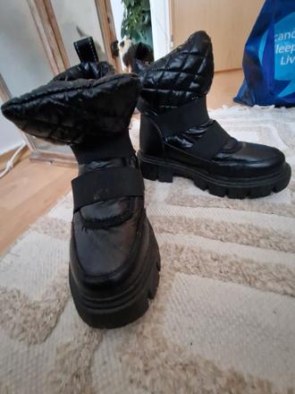 Čižmy veľkosť 38, 38