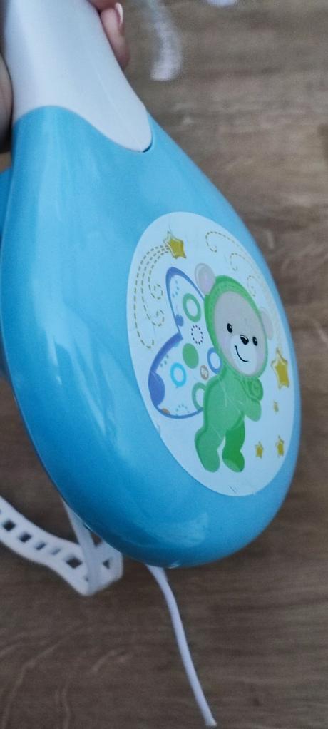 Kolotoč nad postieľku fisher price,