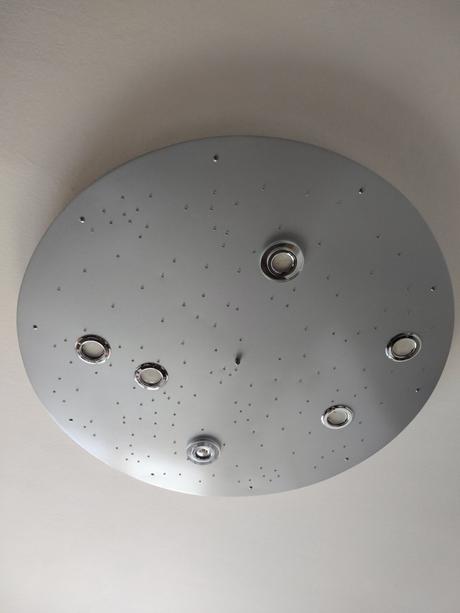 Krásne svietidlo s nocnou oblohou do detskej izby,